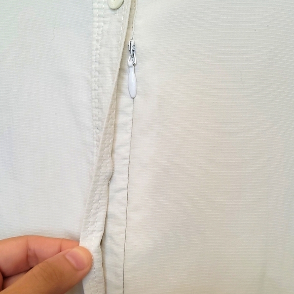 REI White Hiking UPF Short Sleeve Button Shirt - Picture 2 of 8